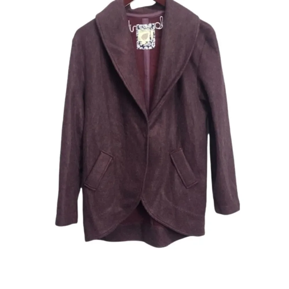 Lilka Women's Burgundy Solid Blazer Size Medium‎